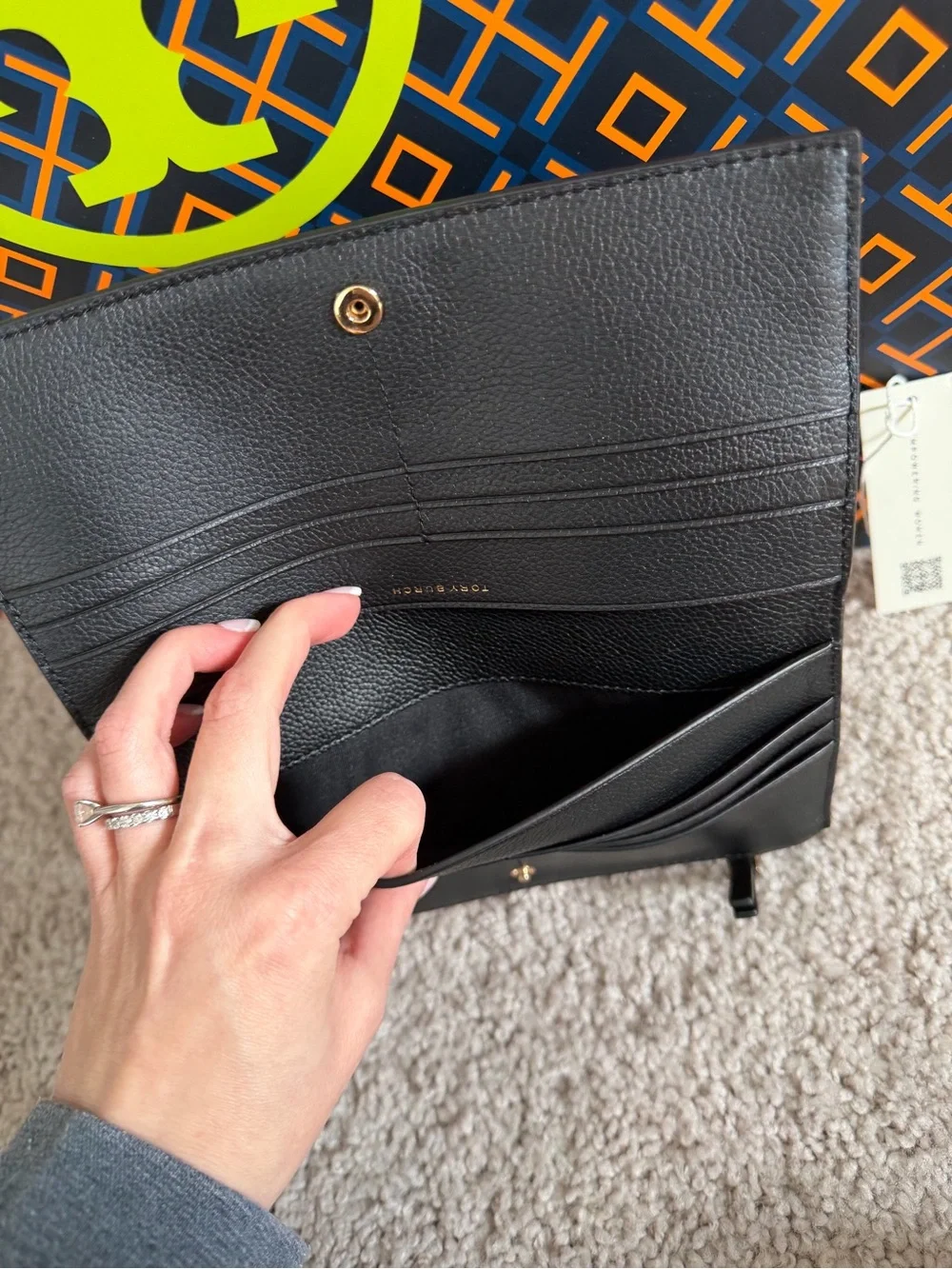 Tory Burch Blake Slim Wallet Black Gold
